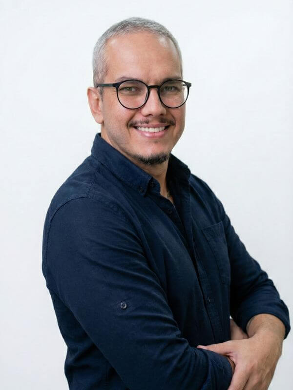 Allan de Oliveira - Especialista em Prótese